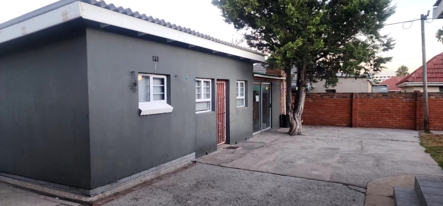 3 Bedroom Property for Sale in Avondale Western Cape